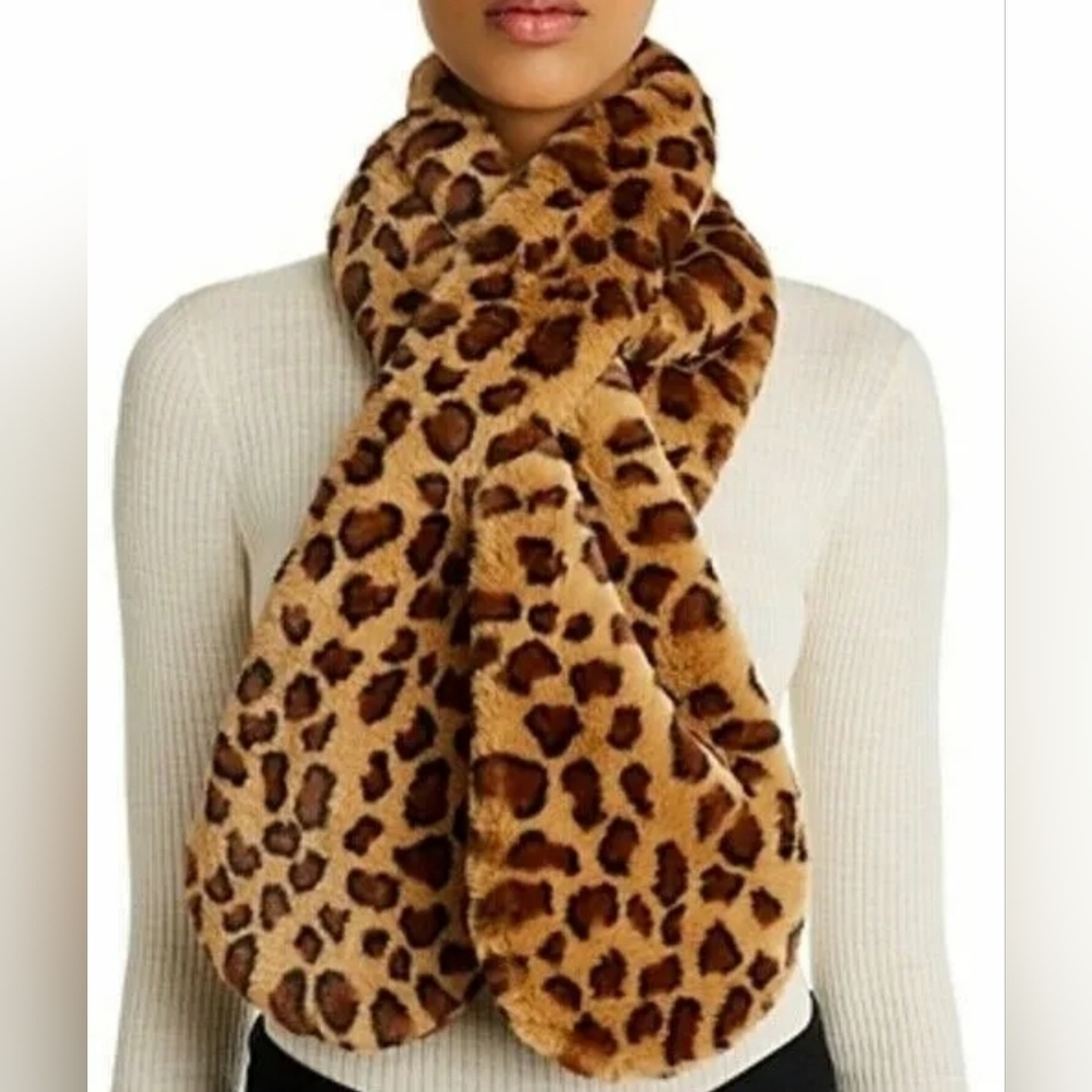 Echo New York Animal Faux Fur Scarf Pull Through style